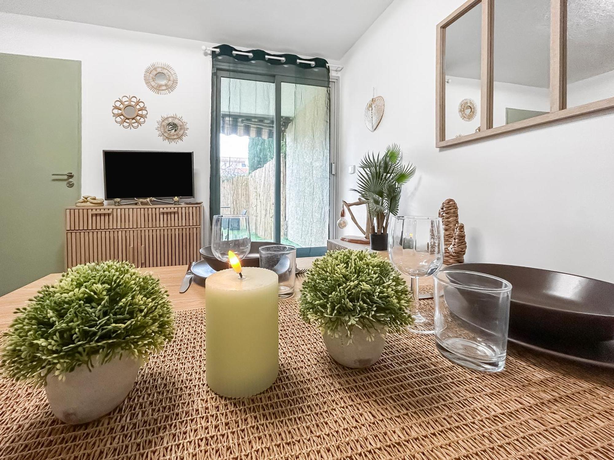 Appartement Jardin Prive, Wifi, Proche De La
