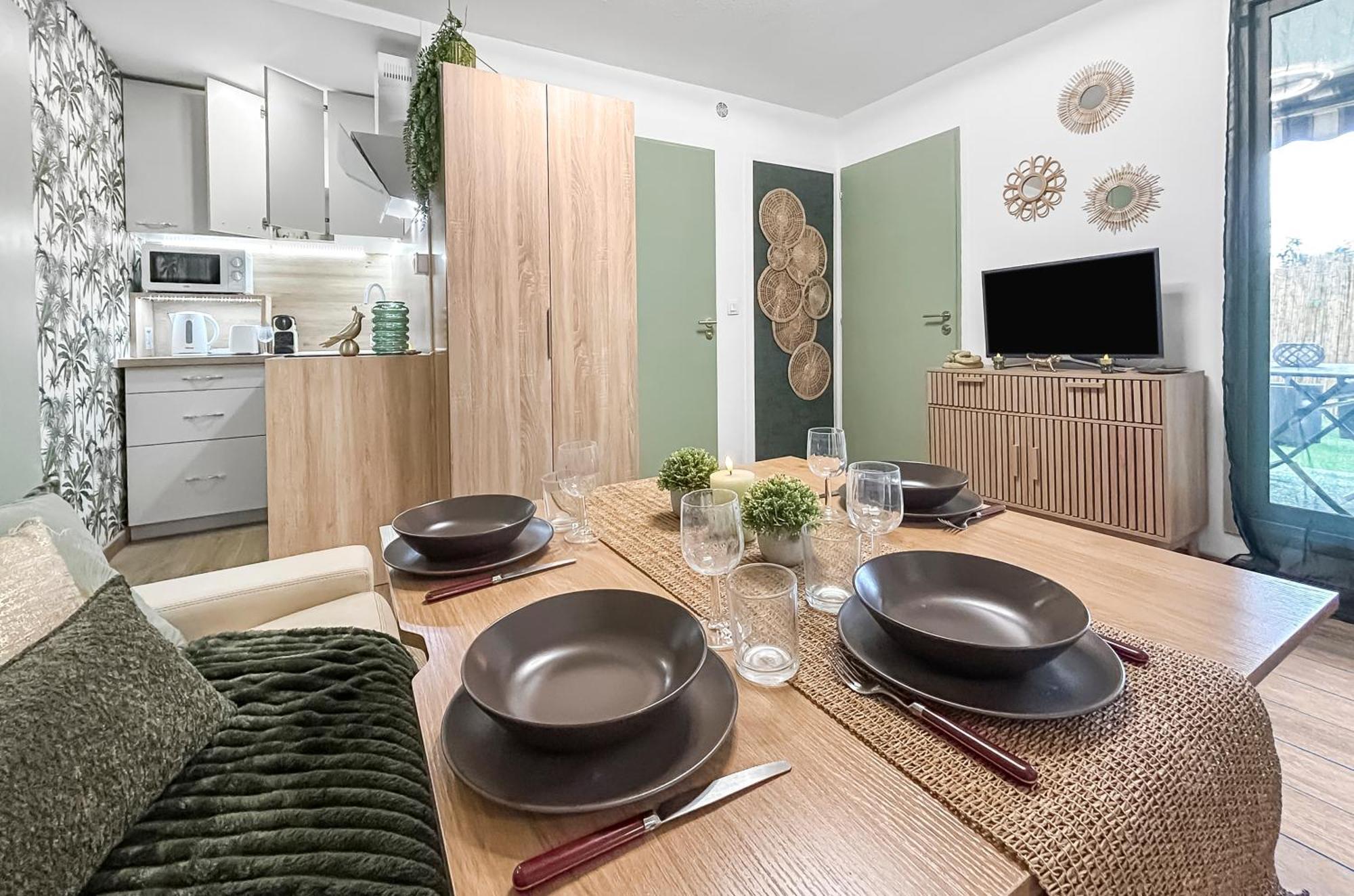 Appartement Jardin Prive, Wifi, Proche De La *